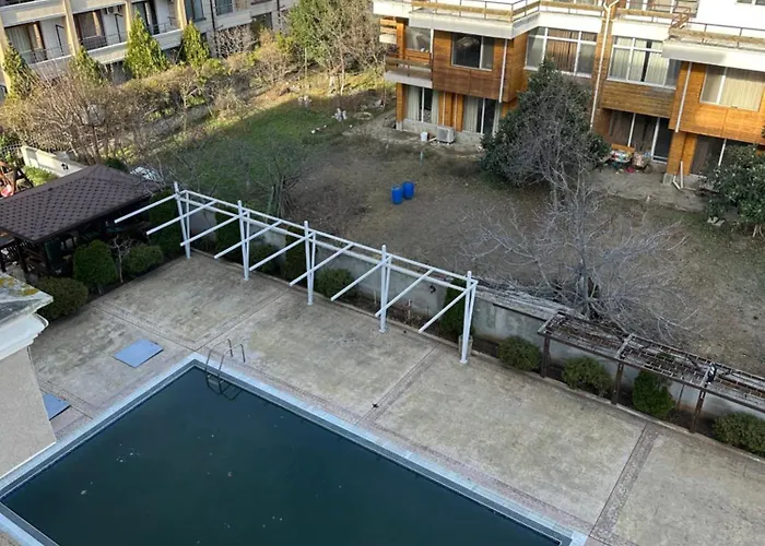 Апартаменты 